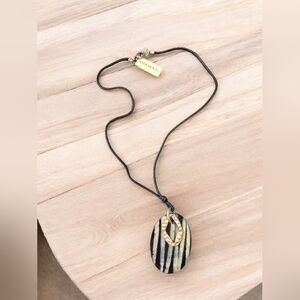 Black and Gold Pendant Necklace